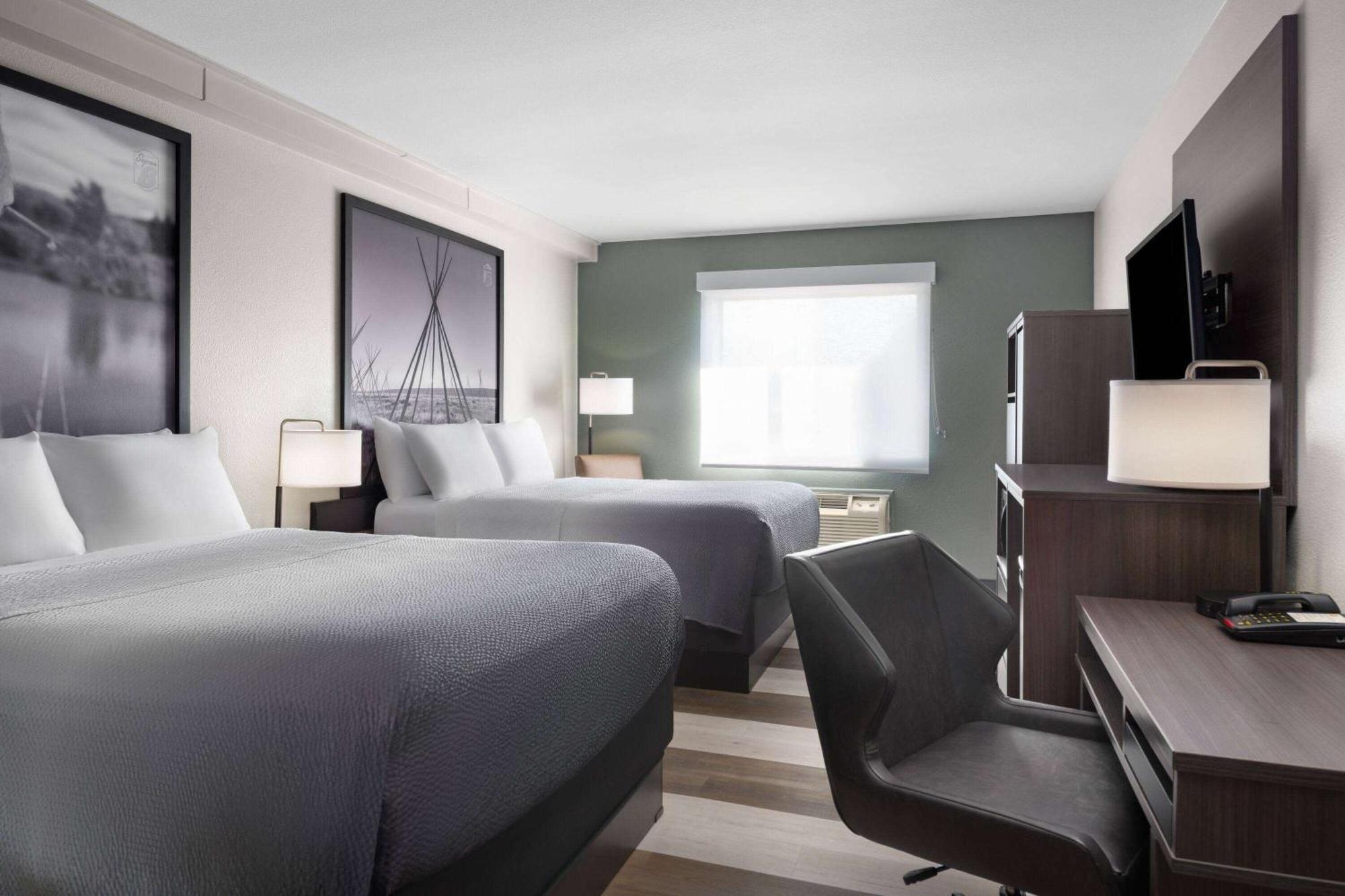 Super 8 By Wyndham Columbus Hotel Ngoại thất bức ảnh