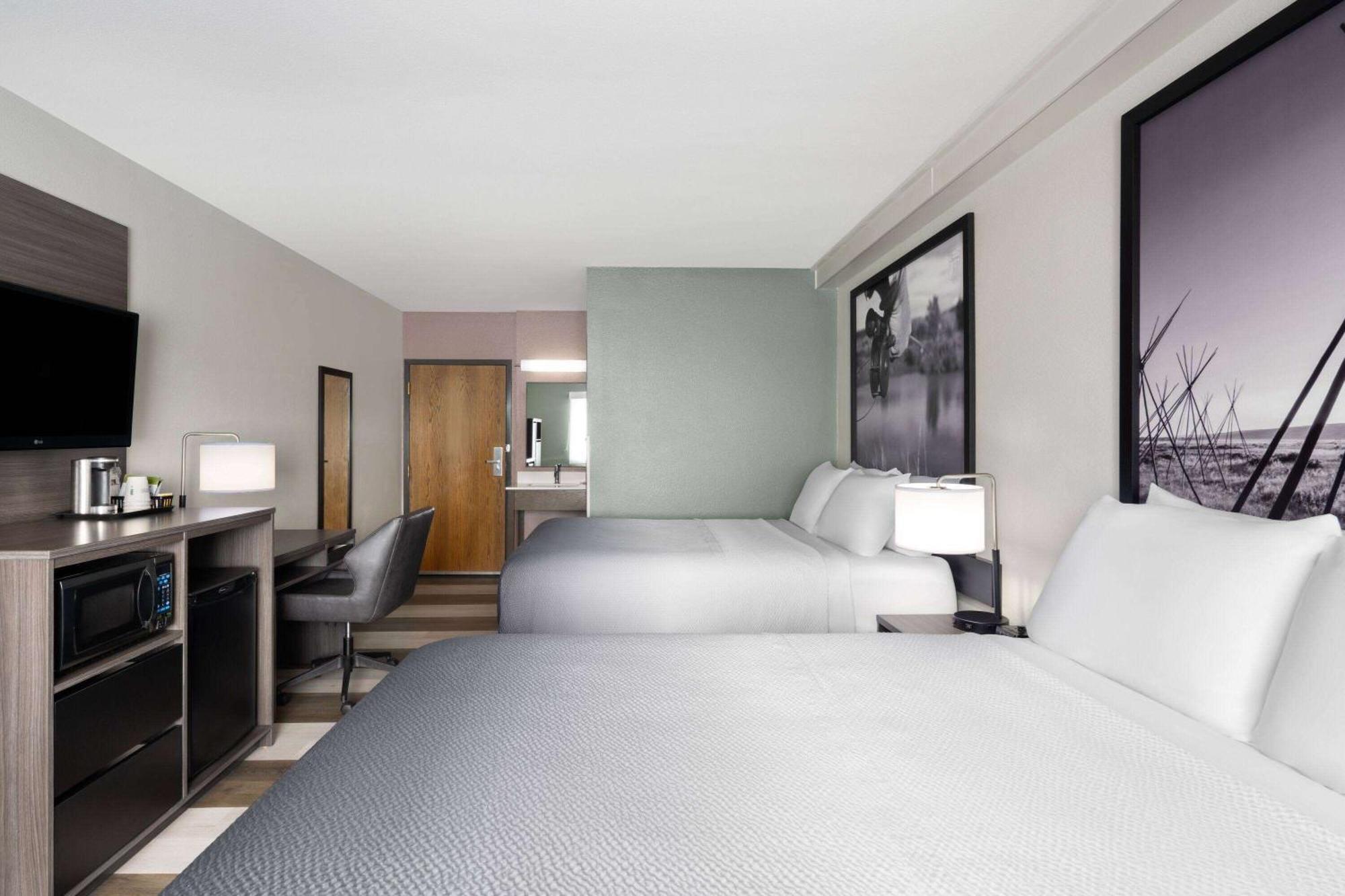 Super 8 By Wyndham Columbus Hotel Ngoại thất bức ảnh